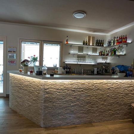 Agriturismo Corte Casello Gazoldo degli Ippoliti Luaran gambar